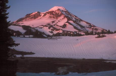 we hike at dawn